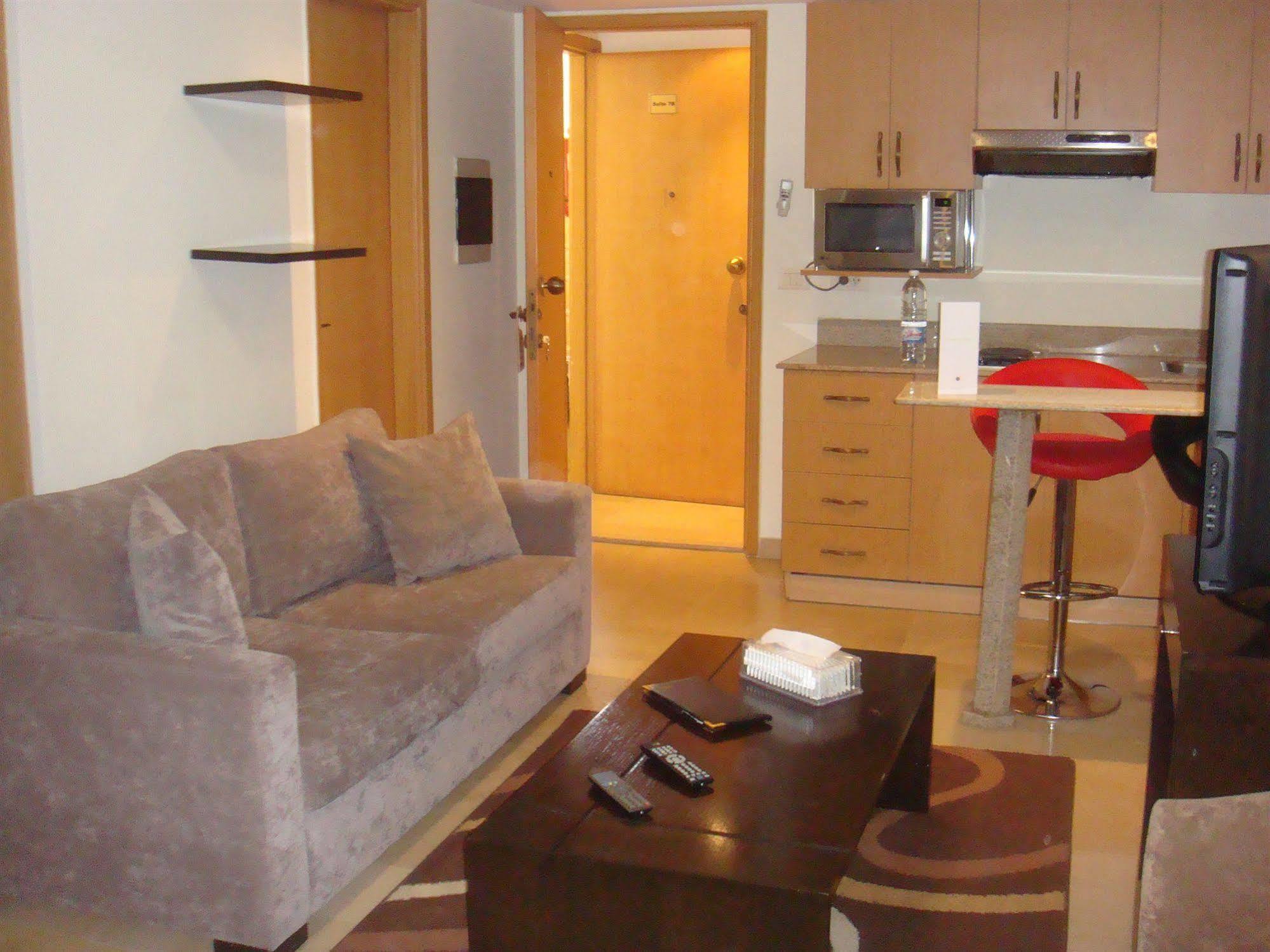 Bliss 3000 Furnished Studios Beirut Bagian luar foto