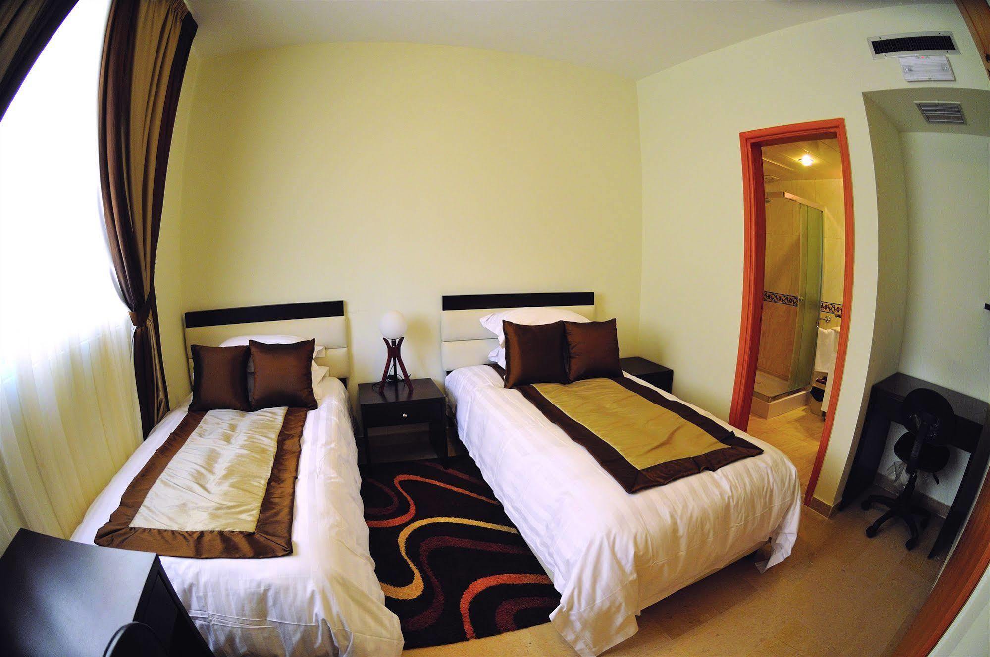 Bliss 3000 Furnished Studios Beirut Bagian luar foto
